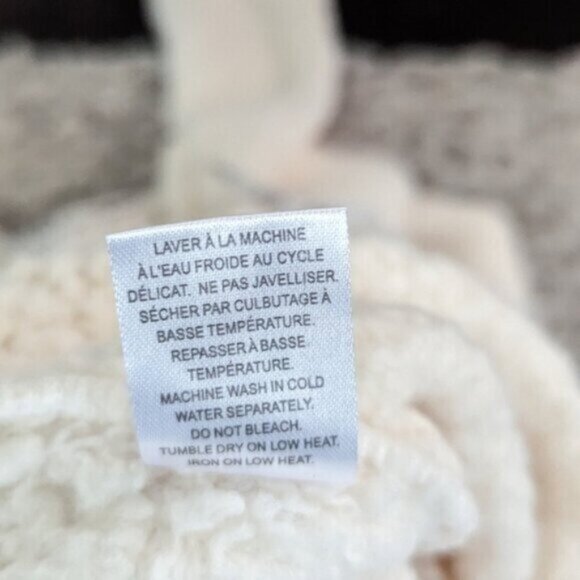 White Teddy Sherpa 1/4 zip pullover sweater - Picture 6 of 6